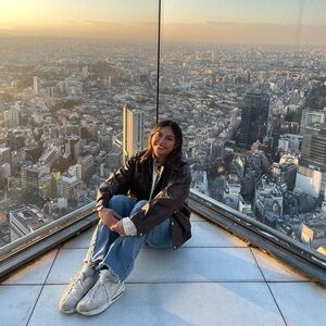 Meet your Posher, Monica